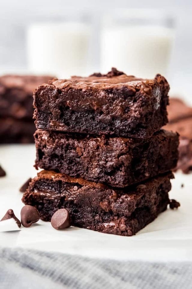 BROWNIE.