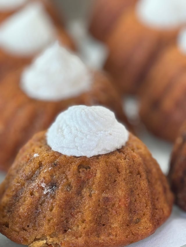 CARROT CAKE.