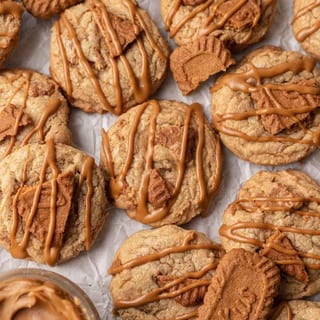 Biscoff Stuffed Cookie